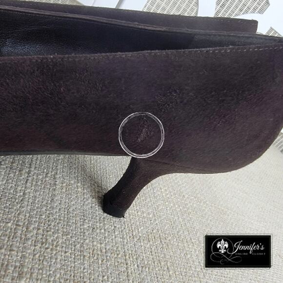 Stuart Weitzman Women's Brown Suede Criss Cross Toe Strap Kitten Heels - Picture 11 of 14